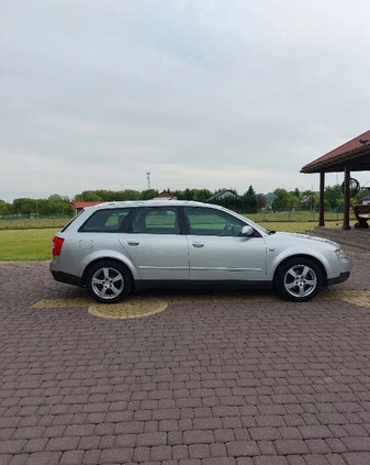 Audi A4 cena 9800 przebieg: 310274, rok produkcji 2001 z Zbąszyń małe 137